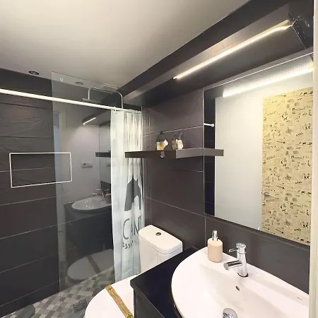 Urban Peace - Downtown - Pool - Private Terrace Apartament *