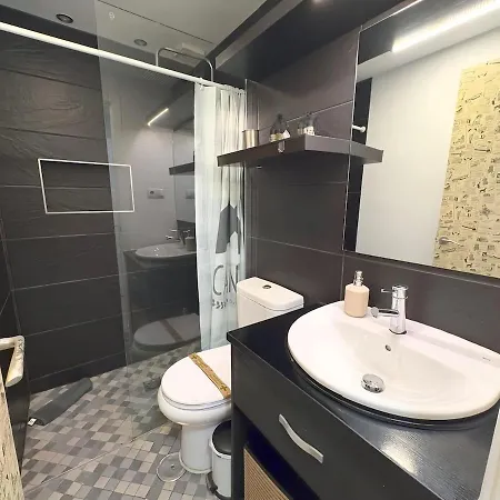 Apartament Urban Peace - Downtown - Pool - Private Terrace