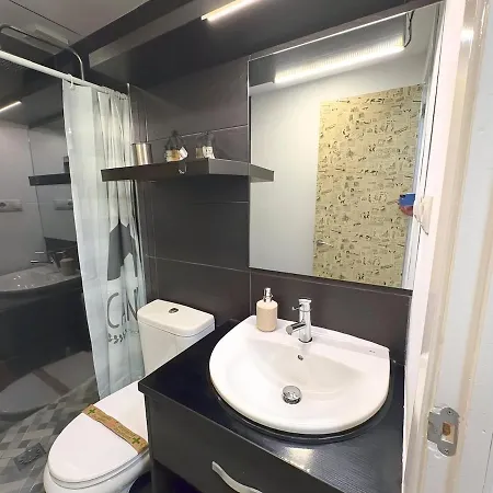 Urban Peace - Downtown - Pool - Private Terrace Apartament *